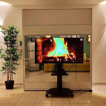 Altstadt Zentral, Tiefgarage Kostenfrei, Cozy Apartment Mainz