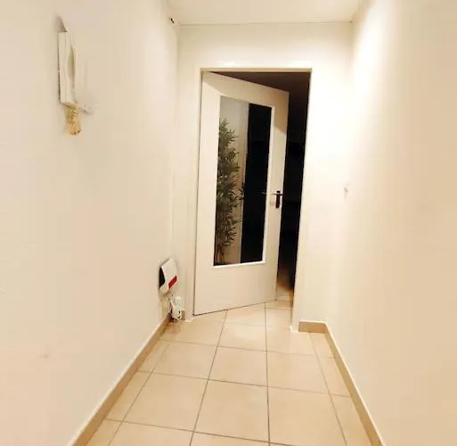 Altstadt Zentral, Tiefgarage Kostenfrei, Cozy *